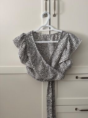 Dynamite Wrap Cropped Blouse